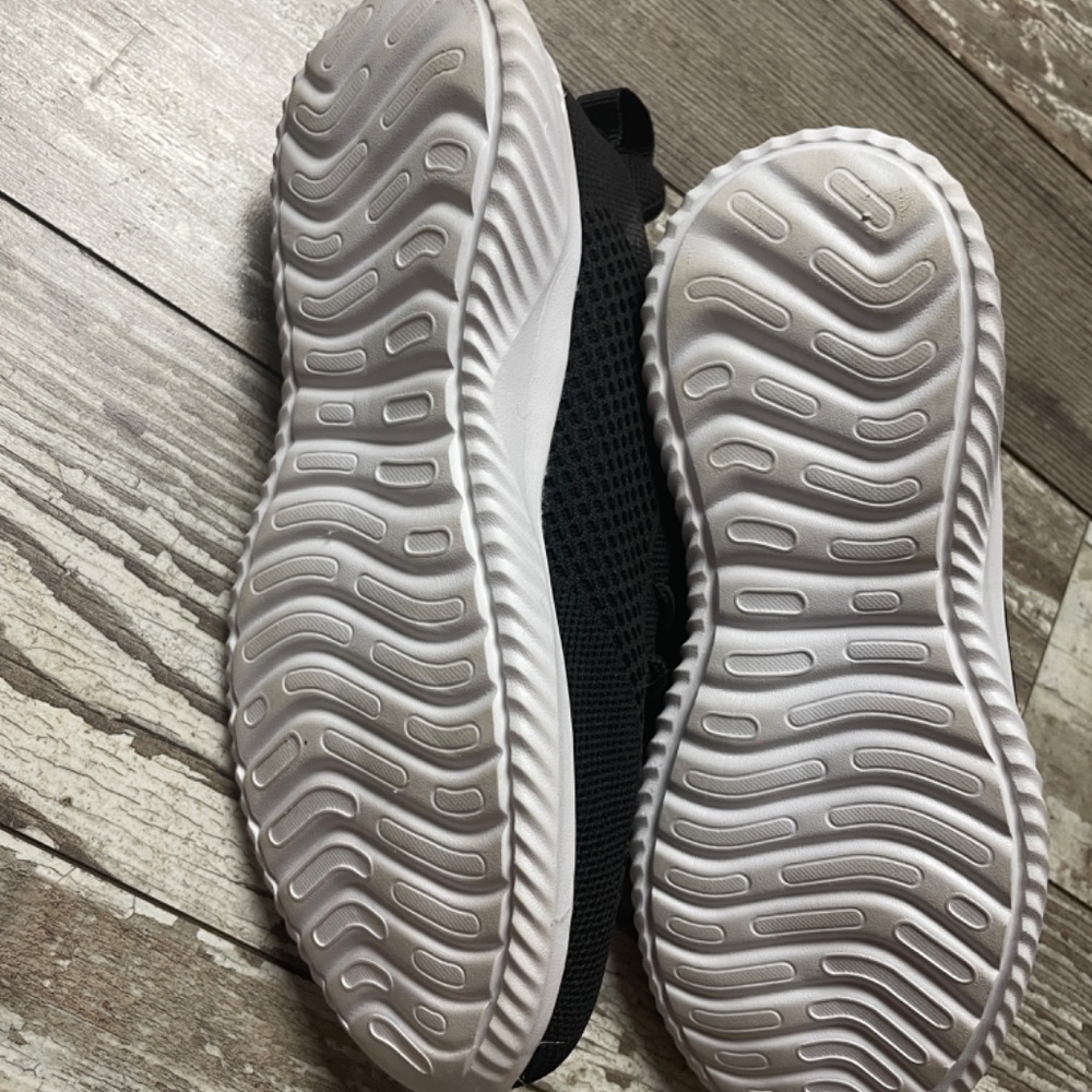 Black Slip on Sneakers (37.5) - Picture 4 of 8